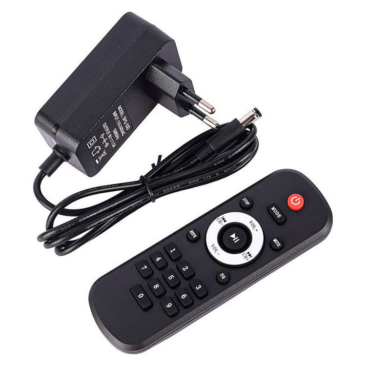 اسپیکر قابلحمل بلوتوثی مدل ZQS8258 با نور RGB و دو میکروفون بیسیم