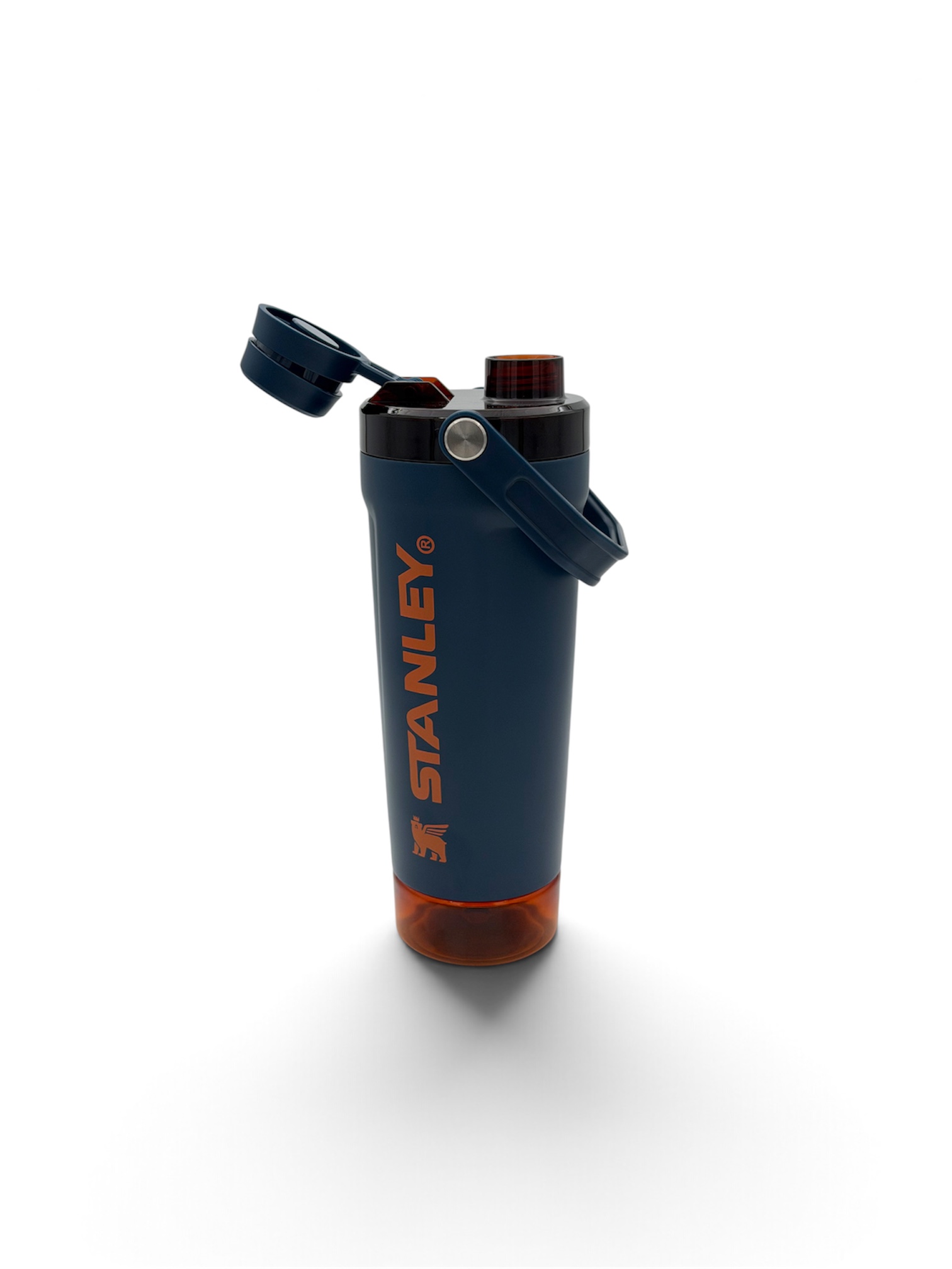 شیکر استنلی 591 میلی‌لیتر مدل کلاسیک (Stanley Shaker 591ml)